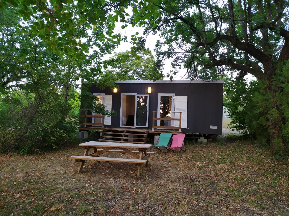 Camping Domaine De Senaud 알봉 외부 사진