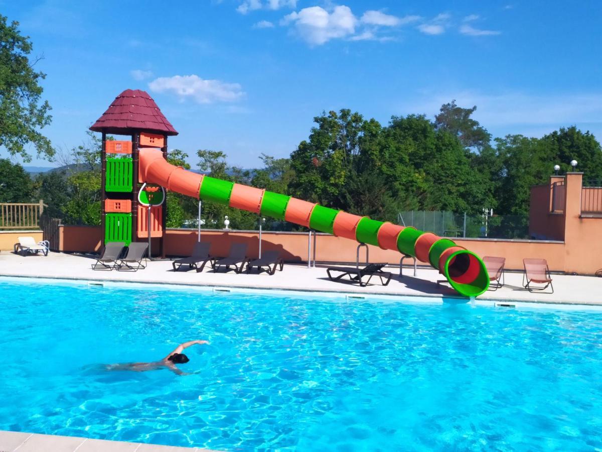 Camping Domaine De Senaud 알봉 외부 사진