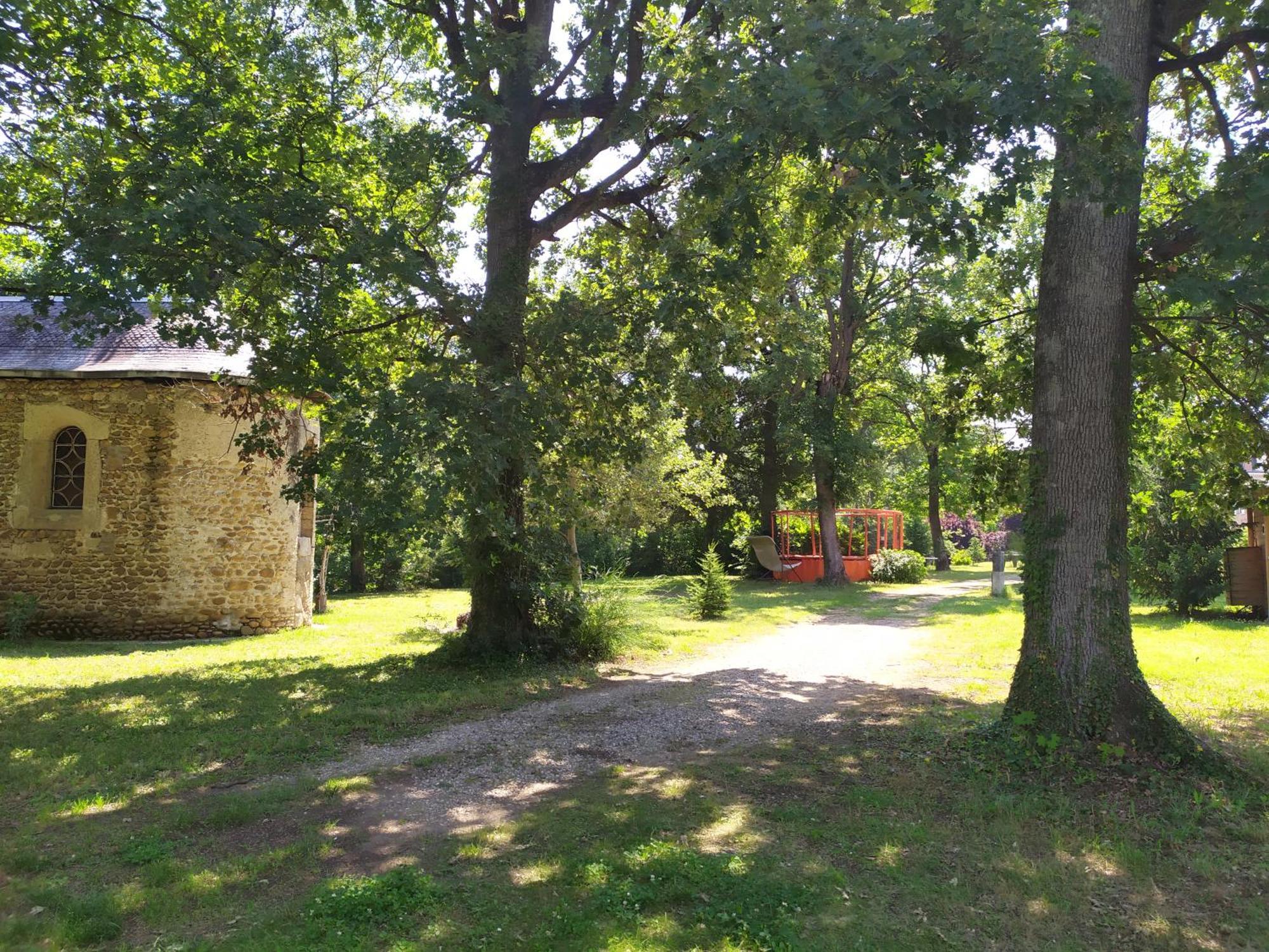 Camping Domaine De Senaud 알봉 외부 사진