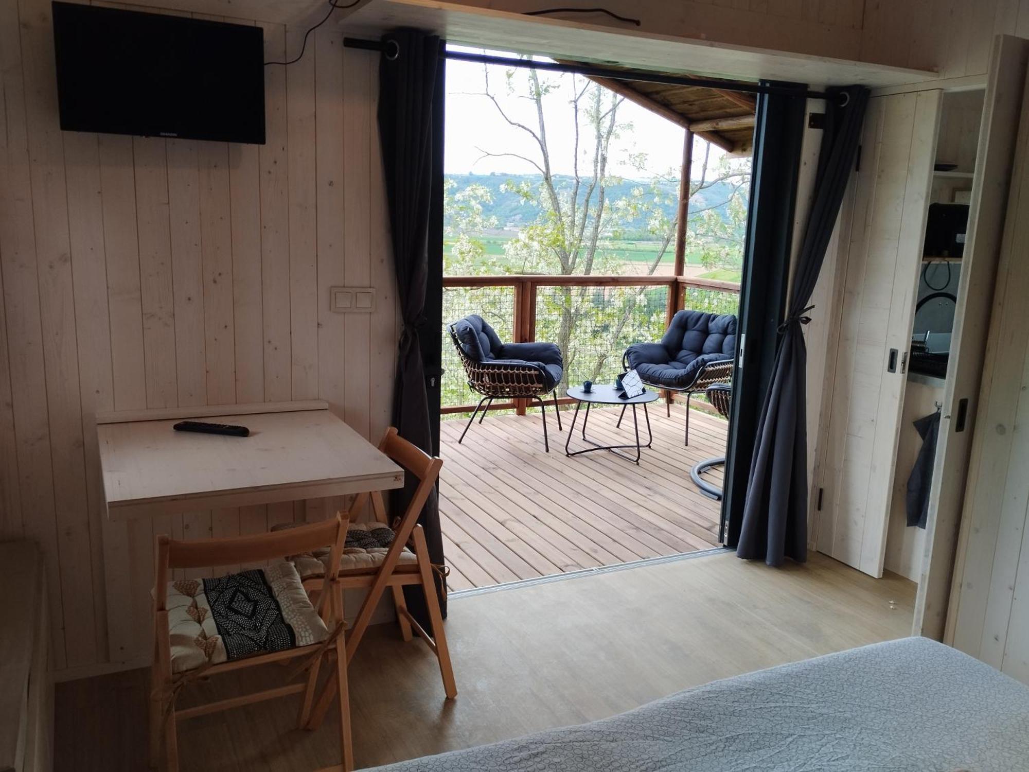 Camping Domaine De Senaud 알봉 외부 사진