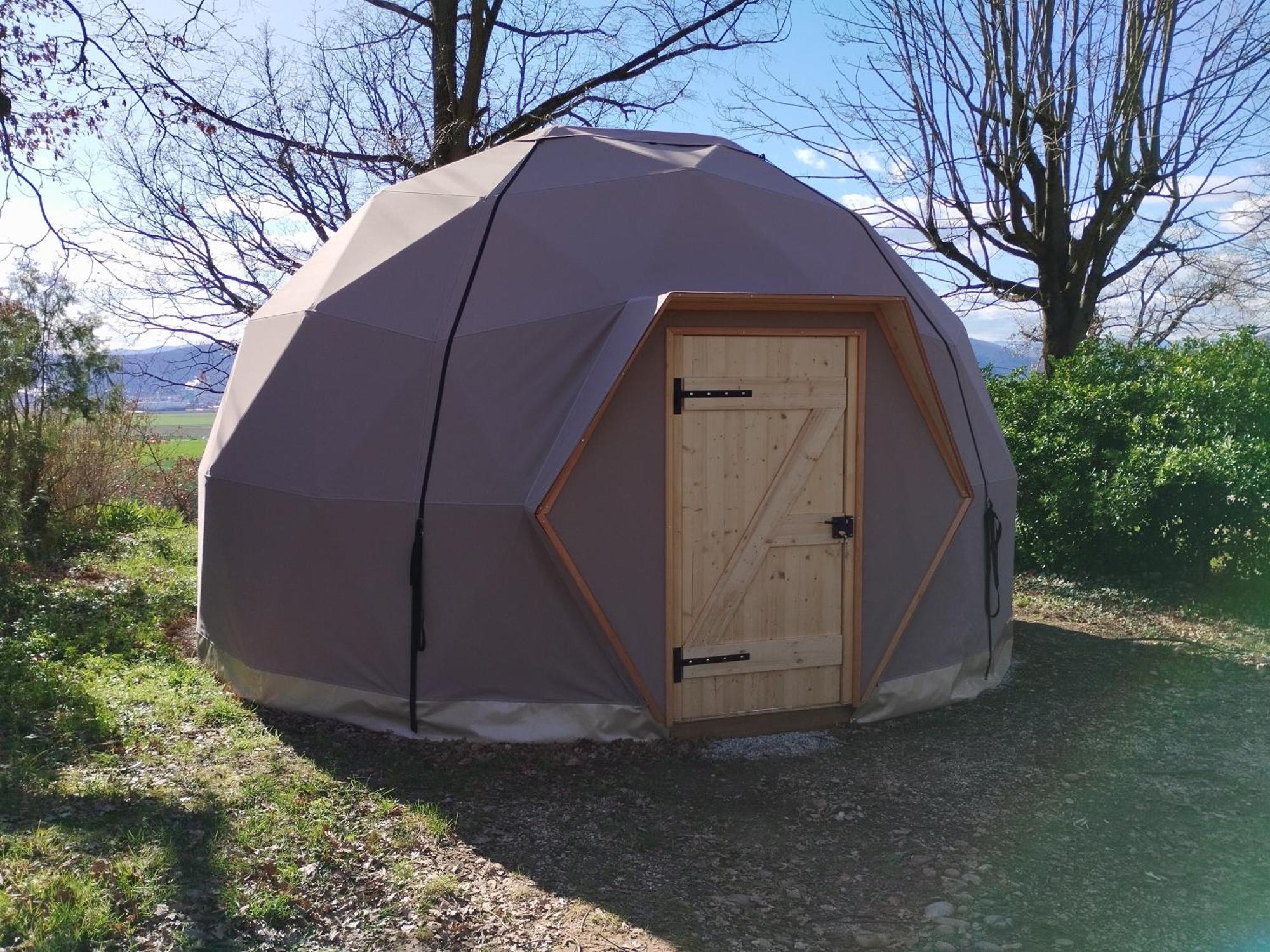 Camping Domaine De Senaud 알봉 외부 사진