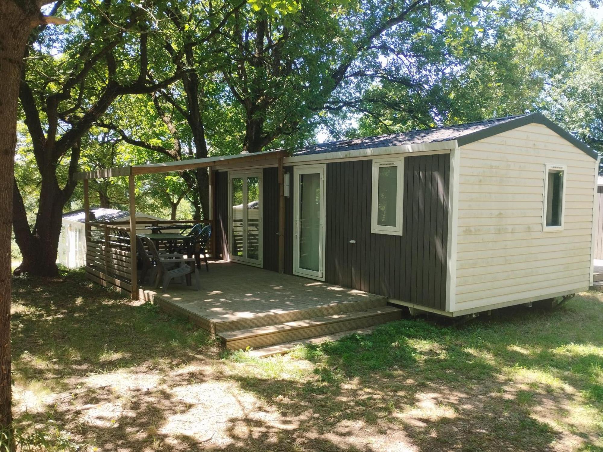 Camping Domaine De Senaud 알봉 외부 사진