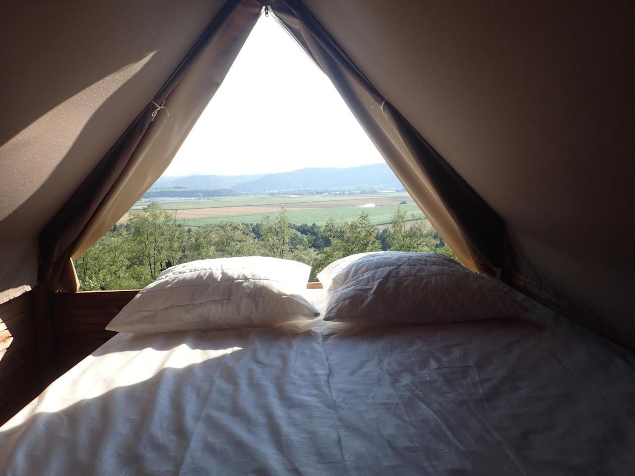 Camping Domaine De Senaud 알봉 외부 사진