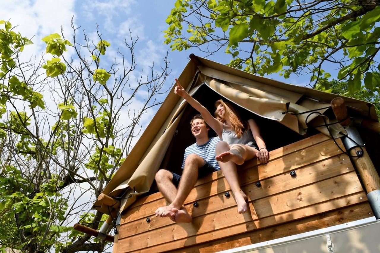 Camping Domaine De Senaud 알봉 외부 사진