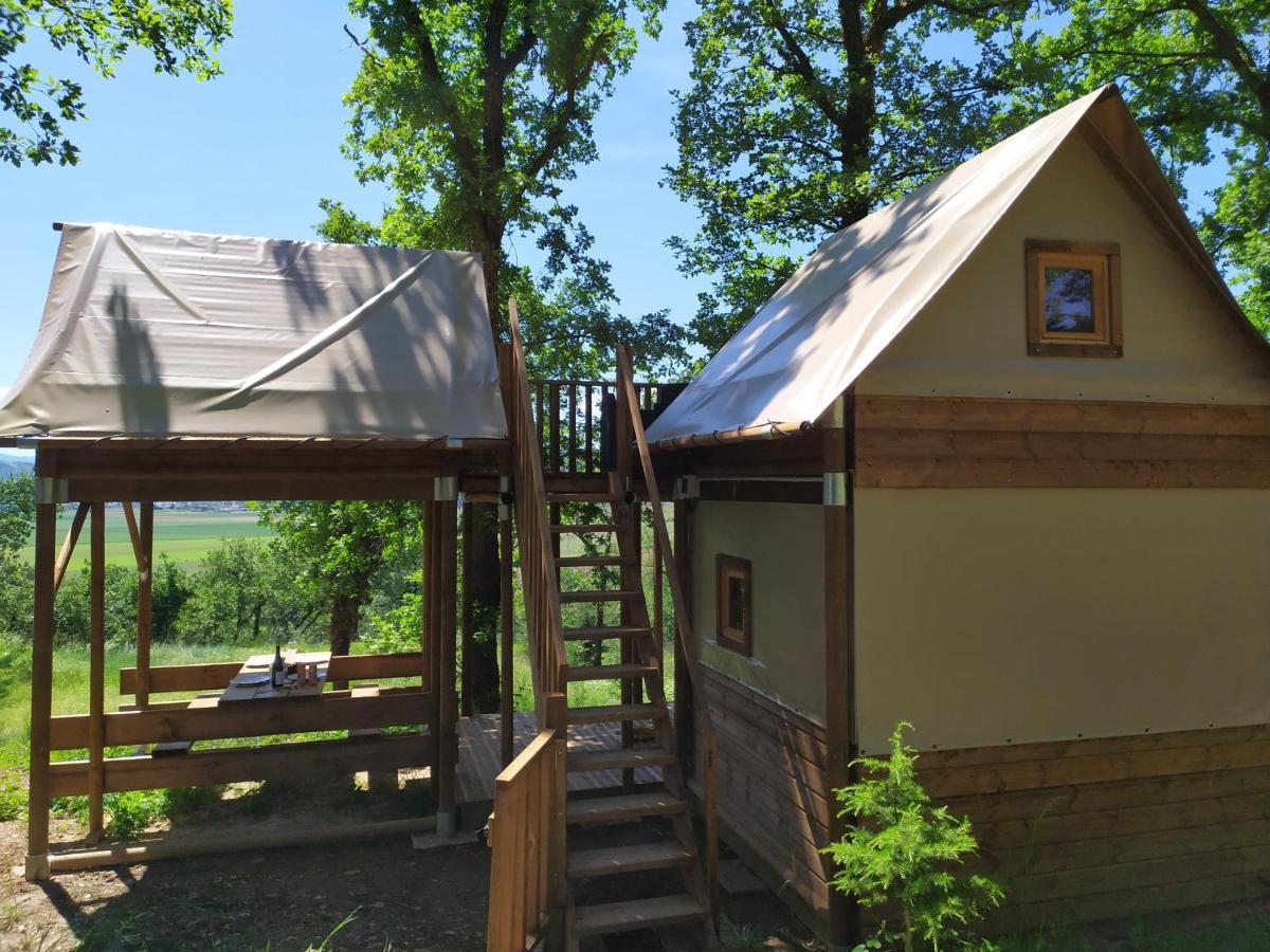Camping Domaine De Senaud 알봉 외부 사진